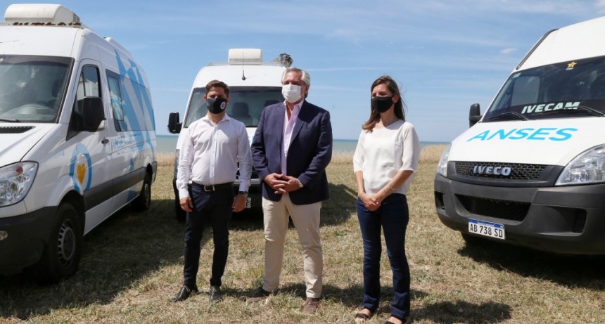  GENERAL PUEYRREDON : Kicillof participó junto a Alberto Fernández y Fernanda Raverta del acto de promulgación la Ley de Movilidad Jubilatoria