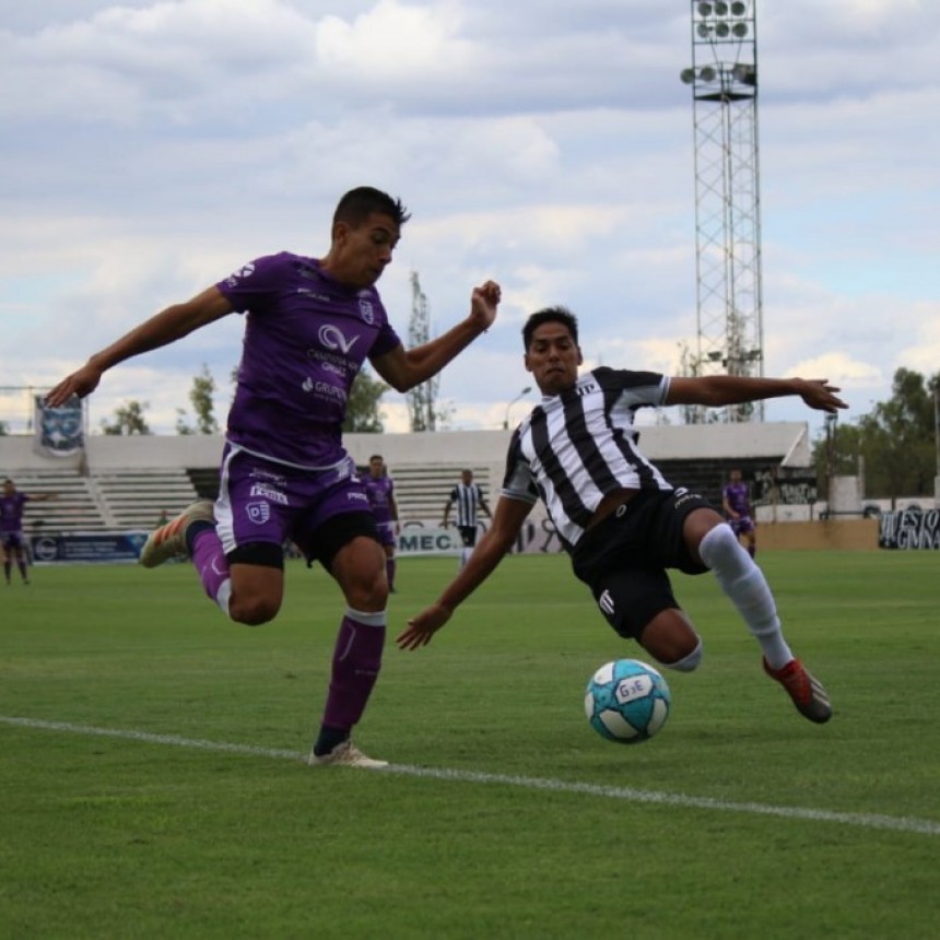 Villa Dálmine empató con Gimnasia y Esgrima de Mendoza por 1 a 1