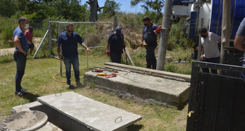 Reparan la planta de tratamiento cloacal en el barrio Los Pioneros 