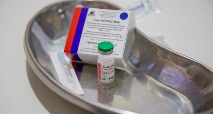 El jueves comienzan a aplicar la segunda dosis de la Sputnik-V a trabajadores de la salud