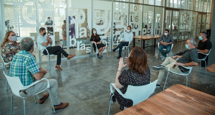 Abella adelantó a sus concejales la continuidad de importantes proyectos para el 2021