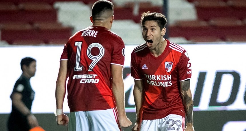 River Plate mantiene a Montiel e insiste por Palavecino