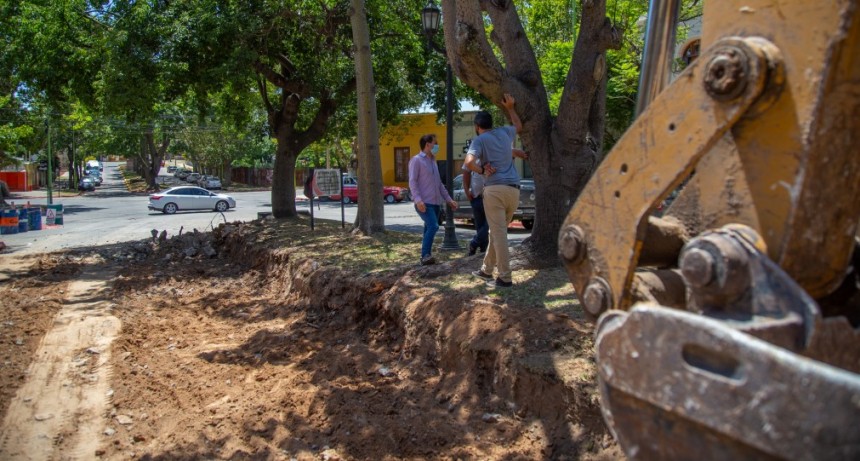 El Municipio continúa con obras de bacheo de hormigón en el casco urbano