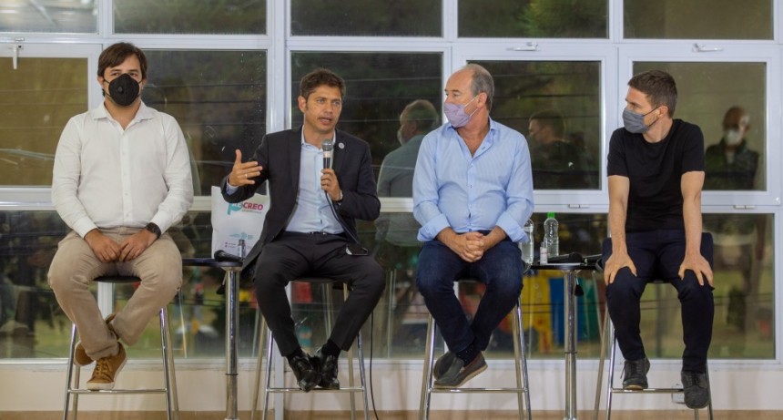 Kicillof anunció dosis de refuerzo libre para personal de seguridad y personas gestantes o en periodo de lactancia 