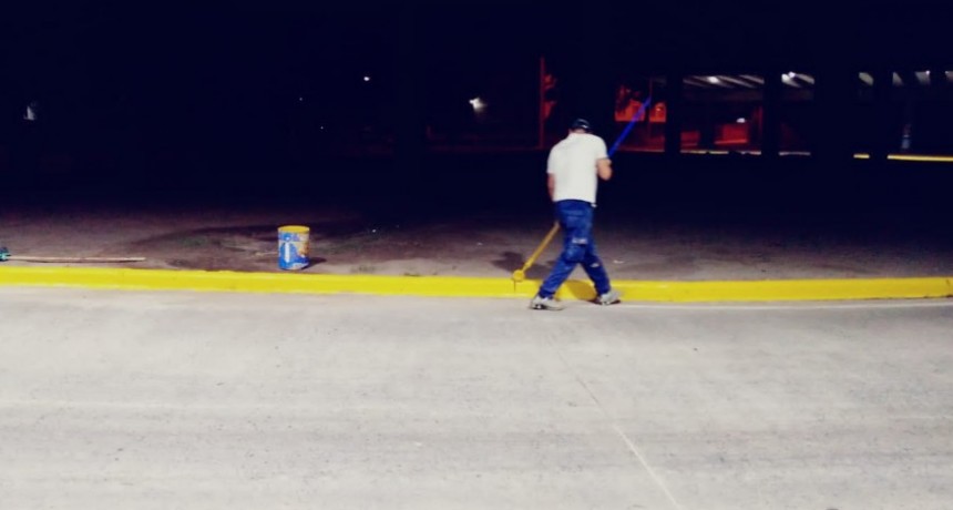 El Municipio realizó un operativo nocturno de demarcación vial 