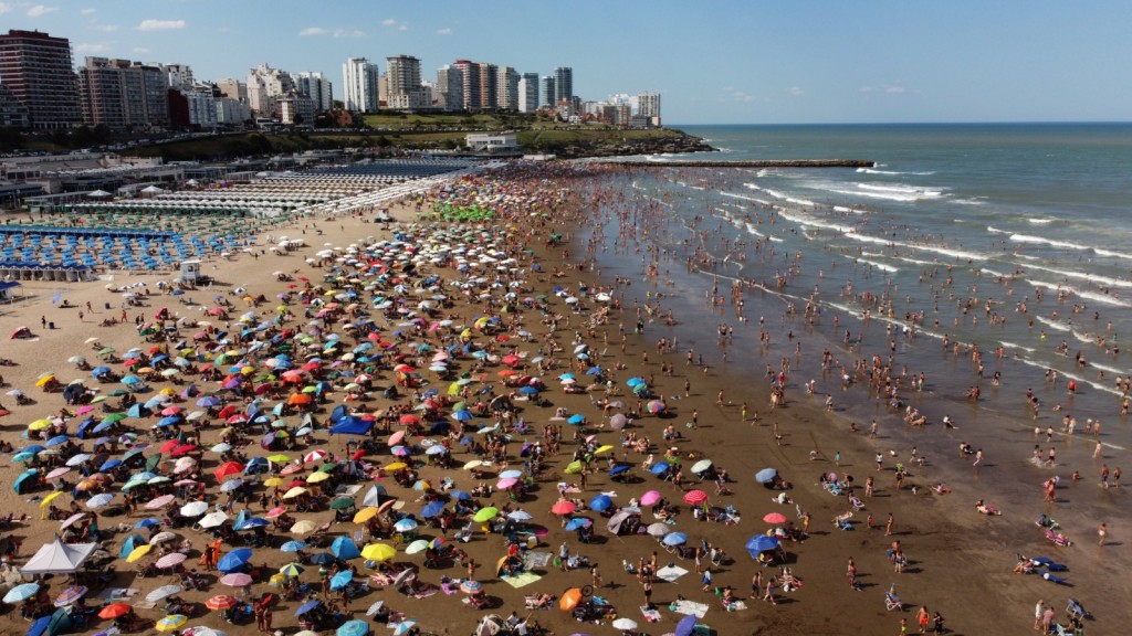 Verano 2025 Más de 643.000 turistas eligieron Mar del Plata durante la primera quincena de enero