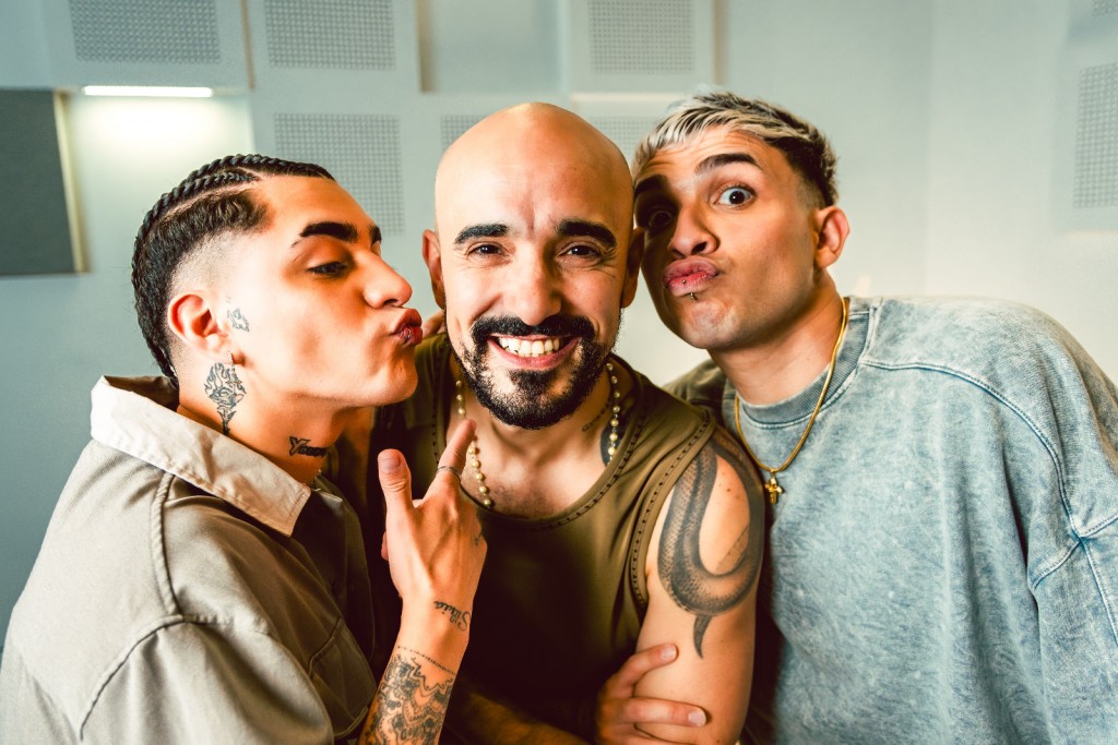    ROZE arranca el 2026 con una colaboración histórica  junto a Abel Pintos: “ESPERANDO POR TI”