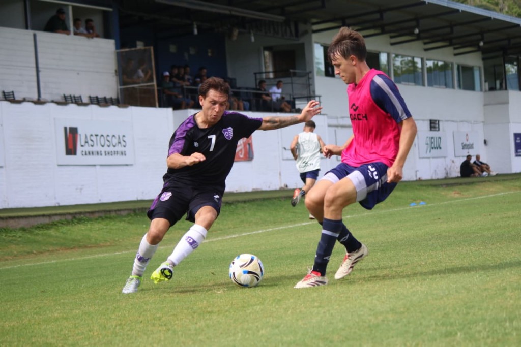 Villa Dálmine visitó a Tristán Suárez en su cuarto amistoso