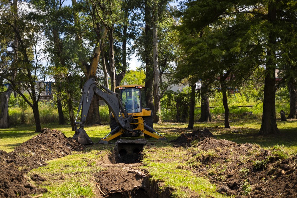 El Municipio realiza un importante trabajo integral para mejorar la red pluvial en la calle Luis Costa