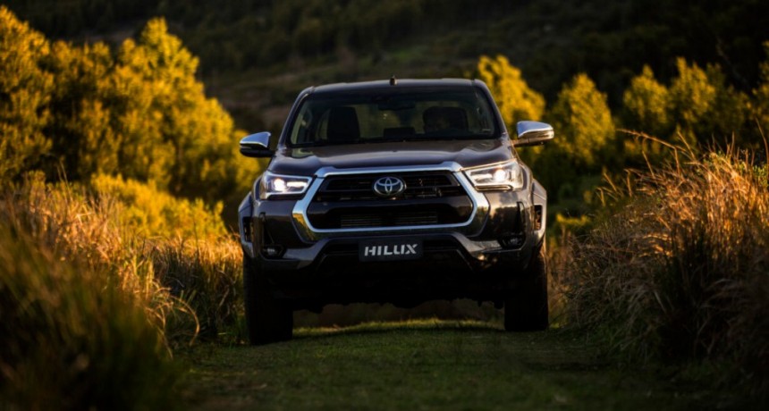 2025 récord para Toyota: número uno en ventas, producción y  exportación por quinto año consecutivo y 20 años de Hilux como la  pick-up más elegida por los argentinos 