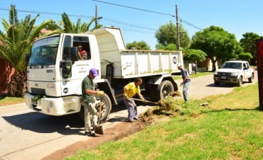 Obras P&uacute;blicas y nuevos trabajos de limpieza y mantenimiento en barrios y casco c&eacute;ntrico