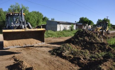 Obras P&uacute;blicas intensifica los trabajos de mantenimiento en Barrios y Casco C&eacute;ntrico