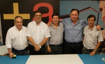 Ghione particip&oacute; de una disertaci&oacute;n brindada por el Lic. Daniel Arroyo en Gral. Las Heras.
