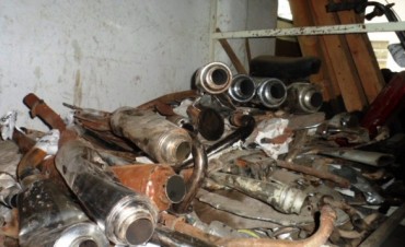 Secretar&iacute;a de Gobierno y Gesti&oacute;n P&uacute;blica   Tr&aacute;nsito y Transporte: Destruyeron m&aacute;s de 16 ca&ntilde;os de escape adulterados