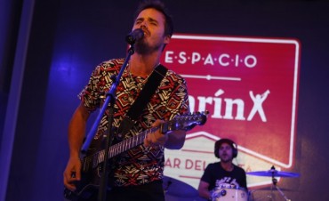 UNA JORNADA DE ARTE Y M&Uacute;SICA EN ESPACIO CLAR�N