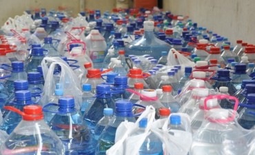 El Municipio recibi&oacute; una donaci&oacute;n de agua mineral para los isle&ntilde;os 
