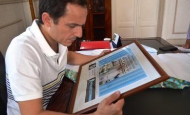 Abella recibi&oacute; a un grupo de  excombatientes regionales