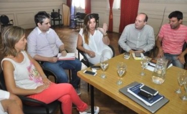 La responsable de Modernizaci&oacute;n se reuni&oacute; con los concejales