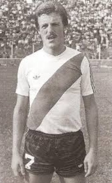Alberto Bica en Futbol con Estilo Millonario 