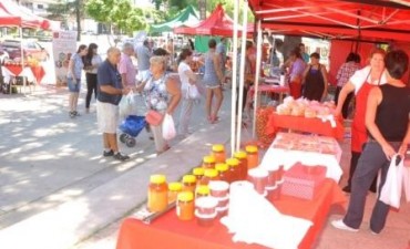 La Feria de Productores Locales estar&aacute; en la plaza 1&deg; de Mayo
