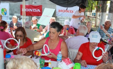 Colonia Municipal: todos disfrutaron de la visita de la Brigada Canina K-9