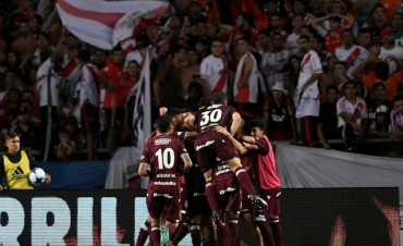 Lan&uacute;s le gan&oacute; a River Plate 3 a 0 y se coron&oacute; campe&oacute;n de la S&uacute;per Copa Argentina