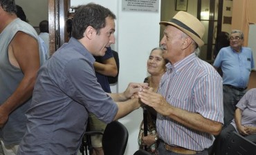 Cuarenta y seis familias de la ciudad recibieron las escrituras de sus viviendas