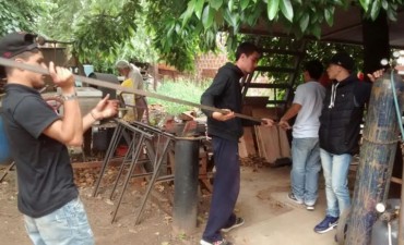 Contin&uacute;a abierta la inscripci&oacute;n para los talleres de herrer&iacute;a, carpinter&iacute;a y reciclado de ropa para j&oacute;venes