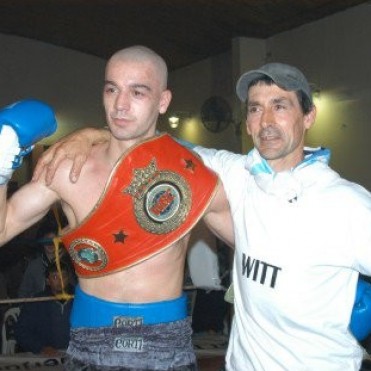 Juan Manuel Witt gan� por K.O