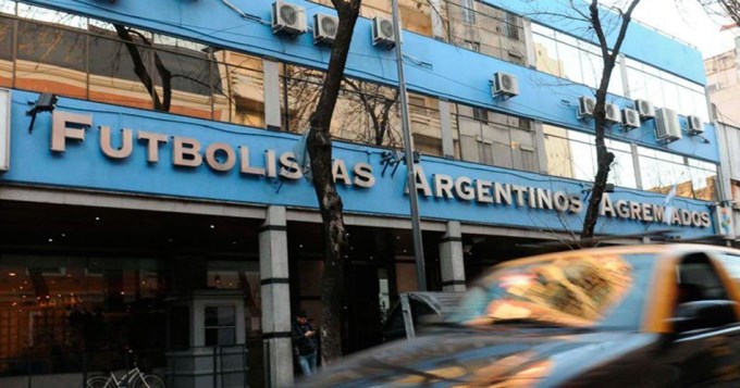 Futbolistas Argentinos Agremiados ratific&oacute; el paro