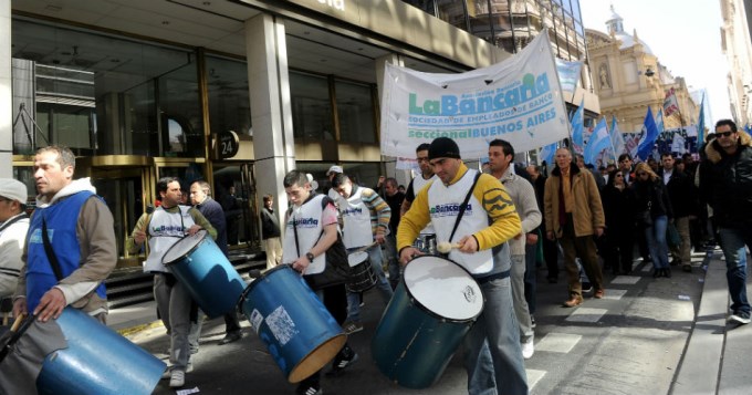 Jueves y viernes habr&aacute; interrupciones en bancos
