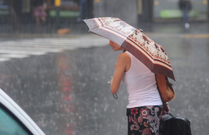 Lluvias y jornada gris sobre la Ciudad 