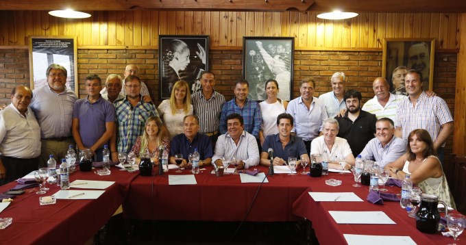 PJ: menos candidatos y m&aacute;s econom&iacute;a