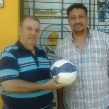 Se entreg� la pelota de Boca Juniors al ganador del sorteo de F�tbol con Estilo