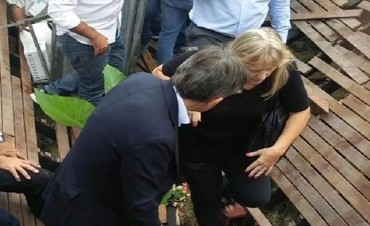 Se desplom&oacute; restaurante de Margarita Barrientos y cayeron varios funcionarios