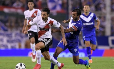 River no encuentra el rumbo y cay&oacute; ante V&eacute;lez