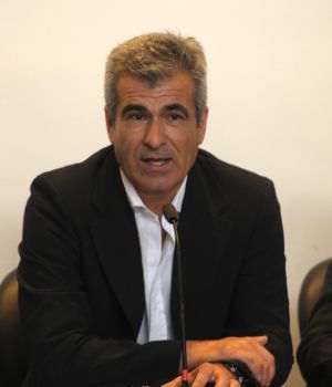 Elizondo: &ldquo;El offside de Tevez y la expulsi&oacute;n eran jugadas para el VAR&rdquo;