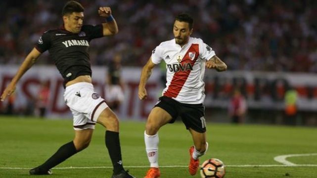 River Plate visita a Lanùs con Pratto en el once titular