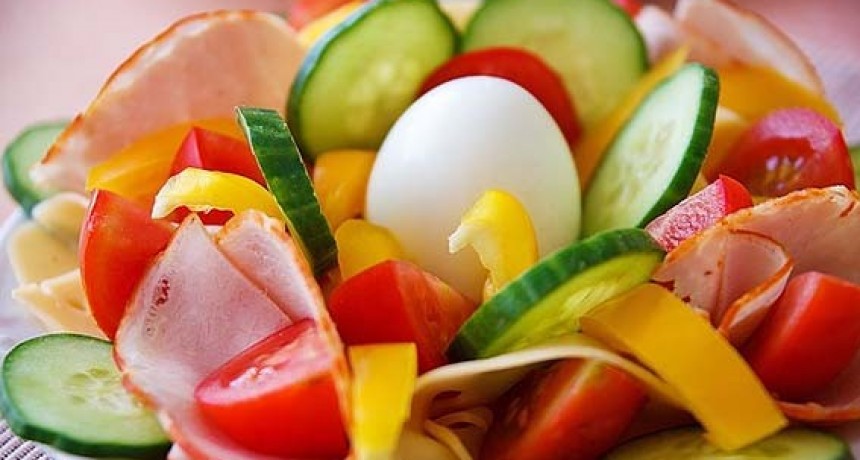 ALIMENTARSE EN VERANO: SALUD BRINDA CONSEJOS PARA COMER SANO Y SEGURO