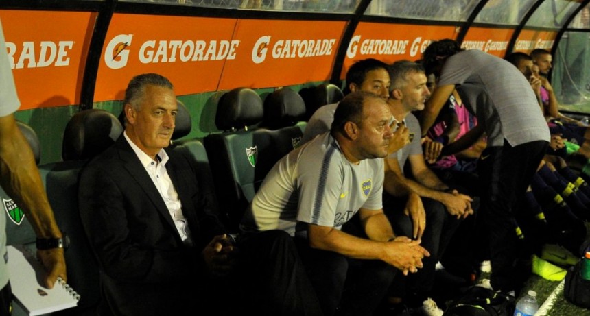Gustavo Alfaro: El equipo hizo un buen partido