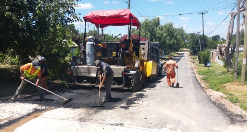 El Municipio puso en marcha una nueva obra de asfalto en Otamendi