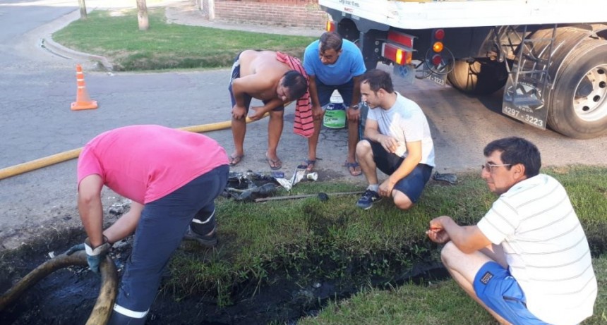 El Municipio realizó limpieza de pluviales en el barrio Lubo
