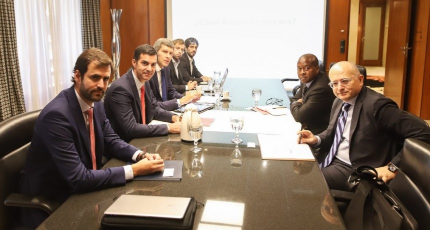 Urtubey: &ldquo;La falta de confianza en la Argentina no se resuelve solo desde la econom&iacute;a&rdquo;