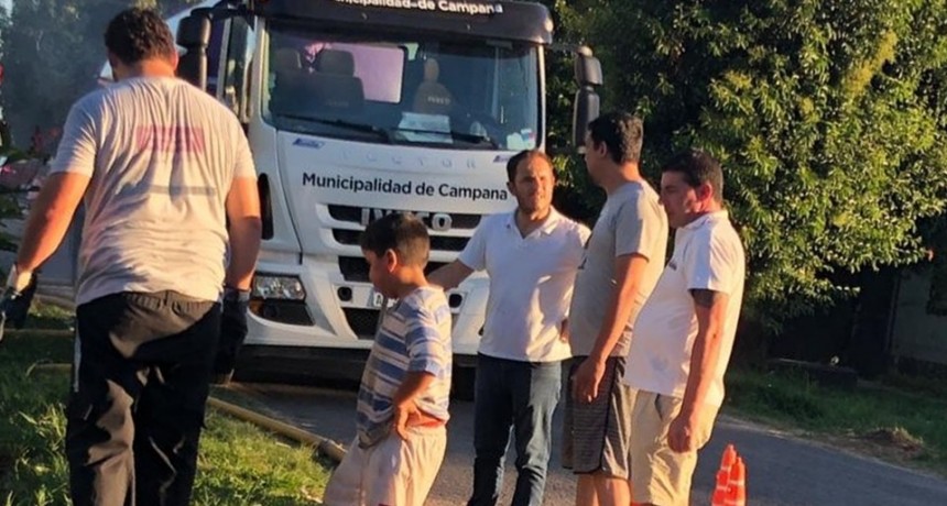 Contin&uacute;a la limpieza de pluviales en el barrio Lubo