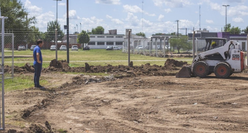 Comenz&oacute; la obra de recuperaci&oacute;n de la plaza del barrio Lubo