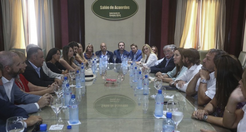 VIDAL MANTUVO UN ENCUENTRO CON SENADORES PROVINCIALES DE CAMBIEMOS