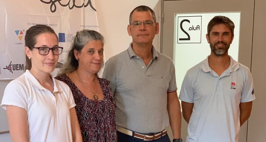 Mujeres productoras participaron de una capacitaci&oacute;n sobre sericultura sustentable