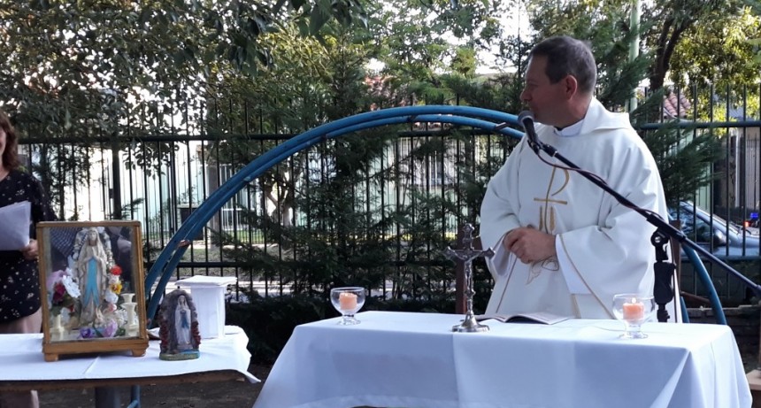 Gran acompa&ntilde;amiento al Hogar de Ni&ntilde;os en la Procesi&oacute;n y Misa por el D&iacute;a Nuestra Se&ntilde;ora de Lourdes