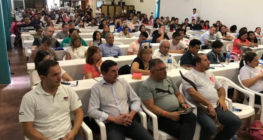El Intendente acompa&ntilde;&oacute; un encuentro internacional religioso