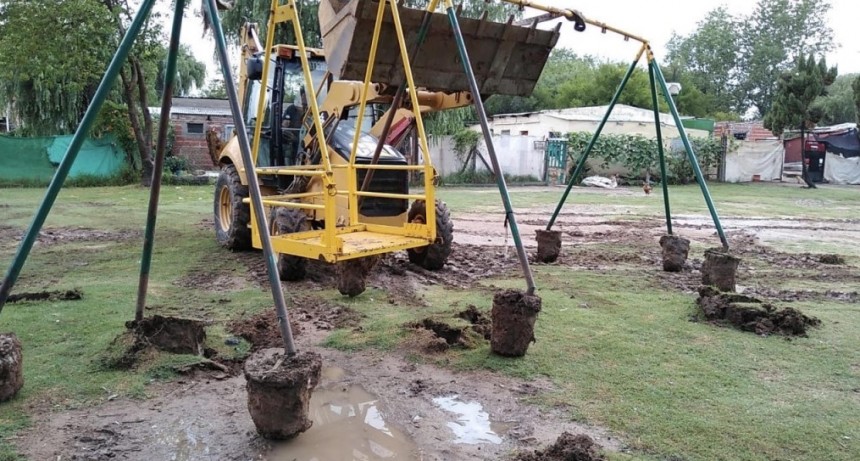 Continúan las tareas de mantenimiento de los espacios públicos